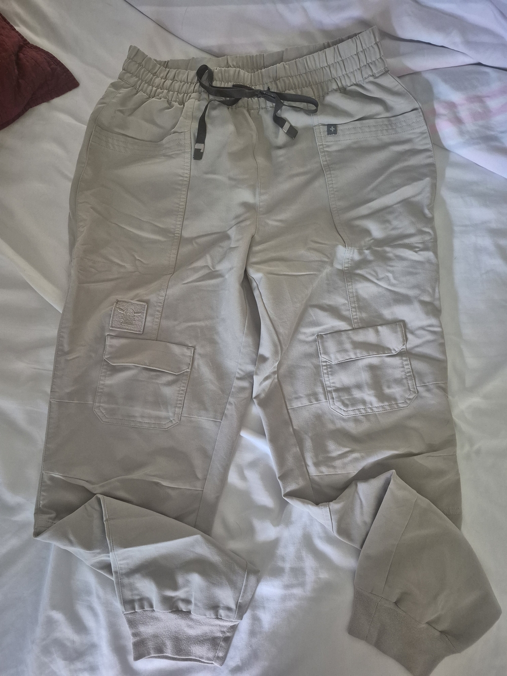 Figs Star Wars Mandalorian Joggers Size M